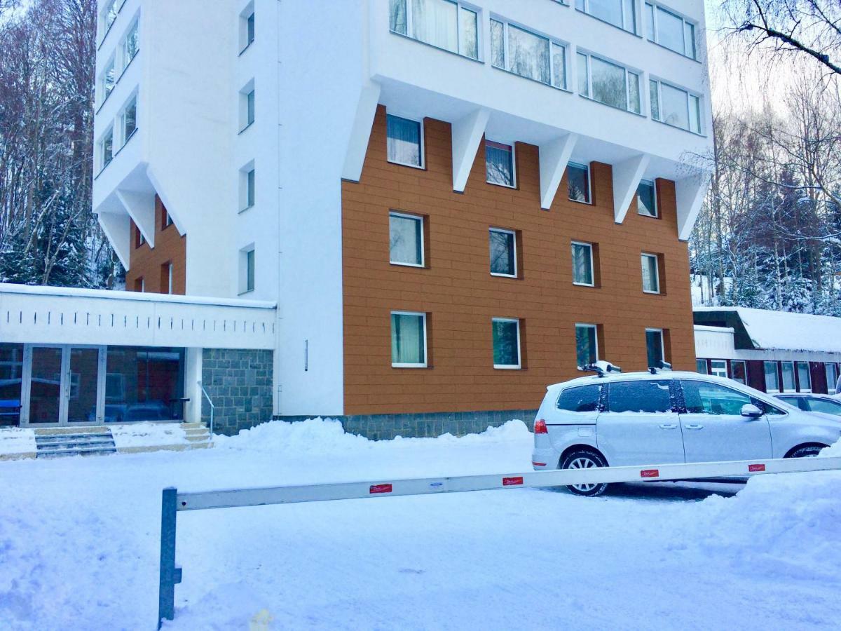 Apartment Elis Špindlerŭv Mlýn Eksteriør billede